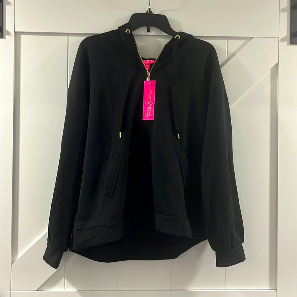 Lilly Pulitzer NWT Size Large Suri Hoodie Black